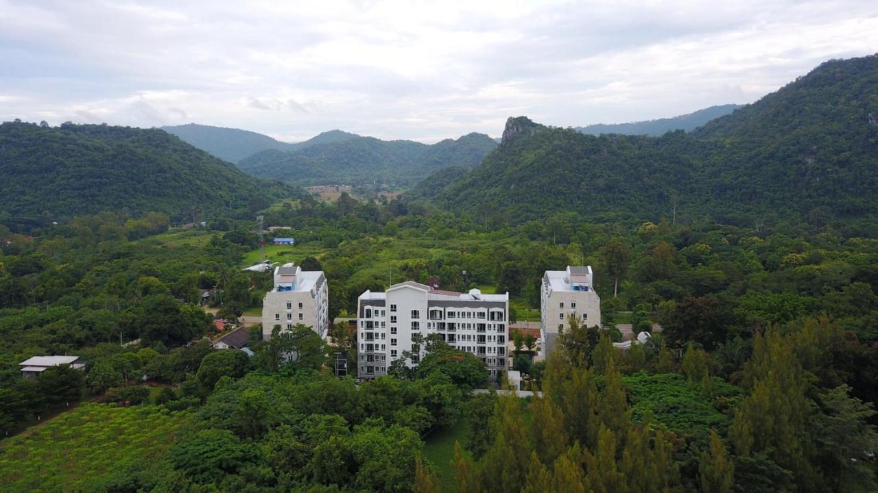 Апартаменты Courtyard Khaoyai By Jp Му-Си Экстерьер фото